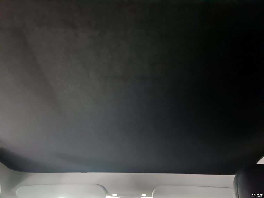Tesla Model Y, 2022 18