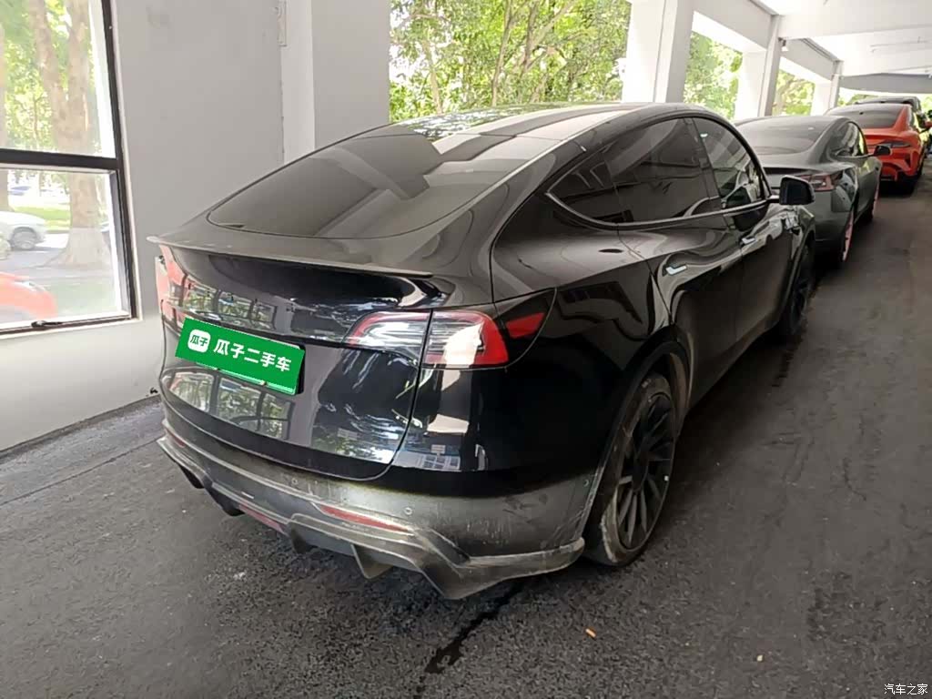 Tesla Model Y, 2022 7