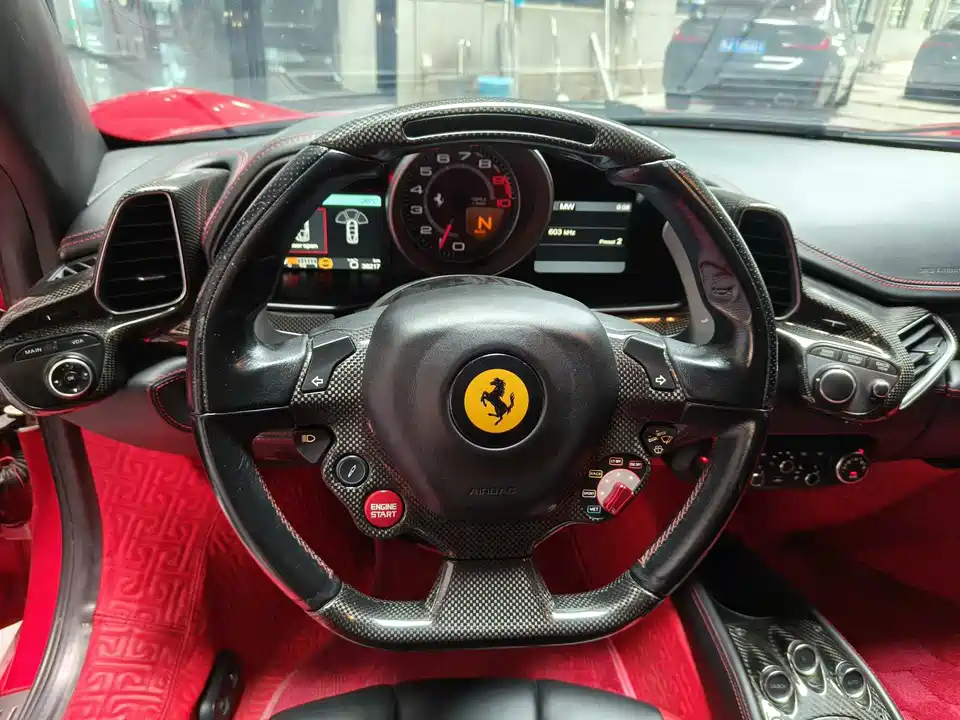 Ferrari 458