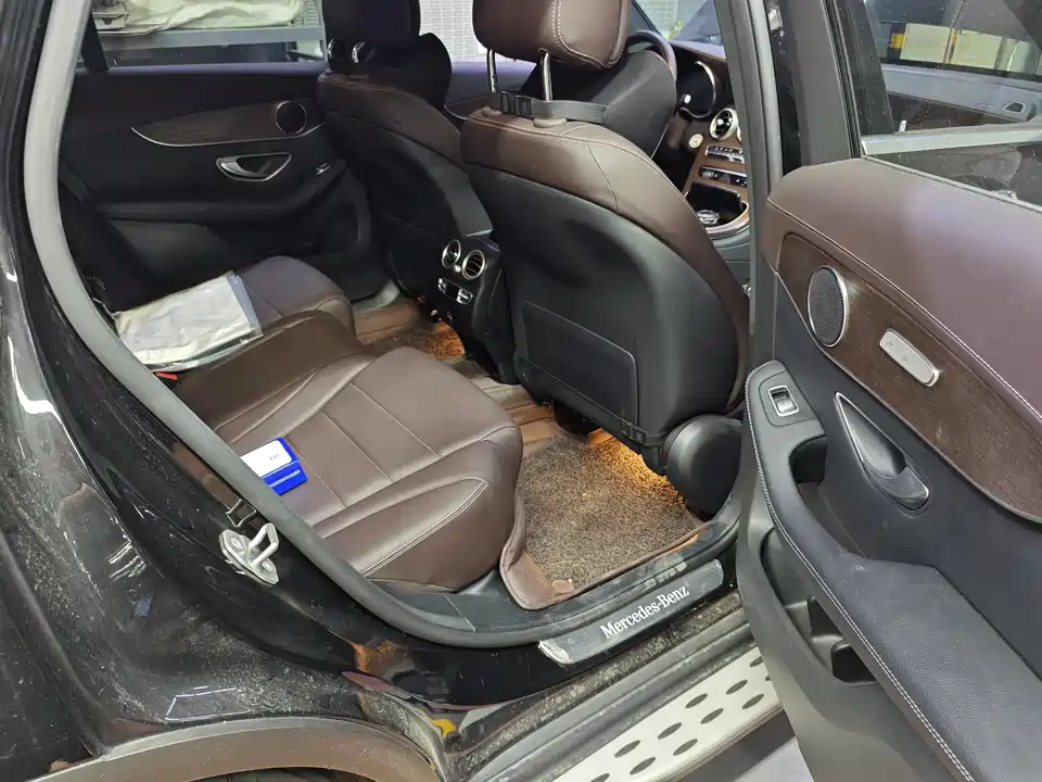 Mercedes-Benz GLC Mercedes-Benz GLC