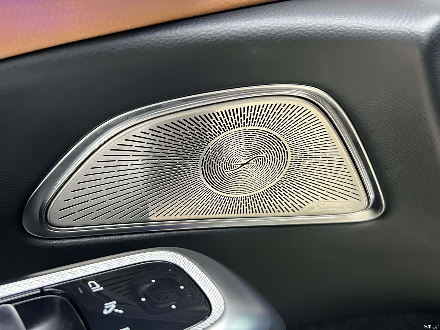 Mercedes-Benz E-Class, 2025 18