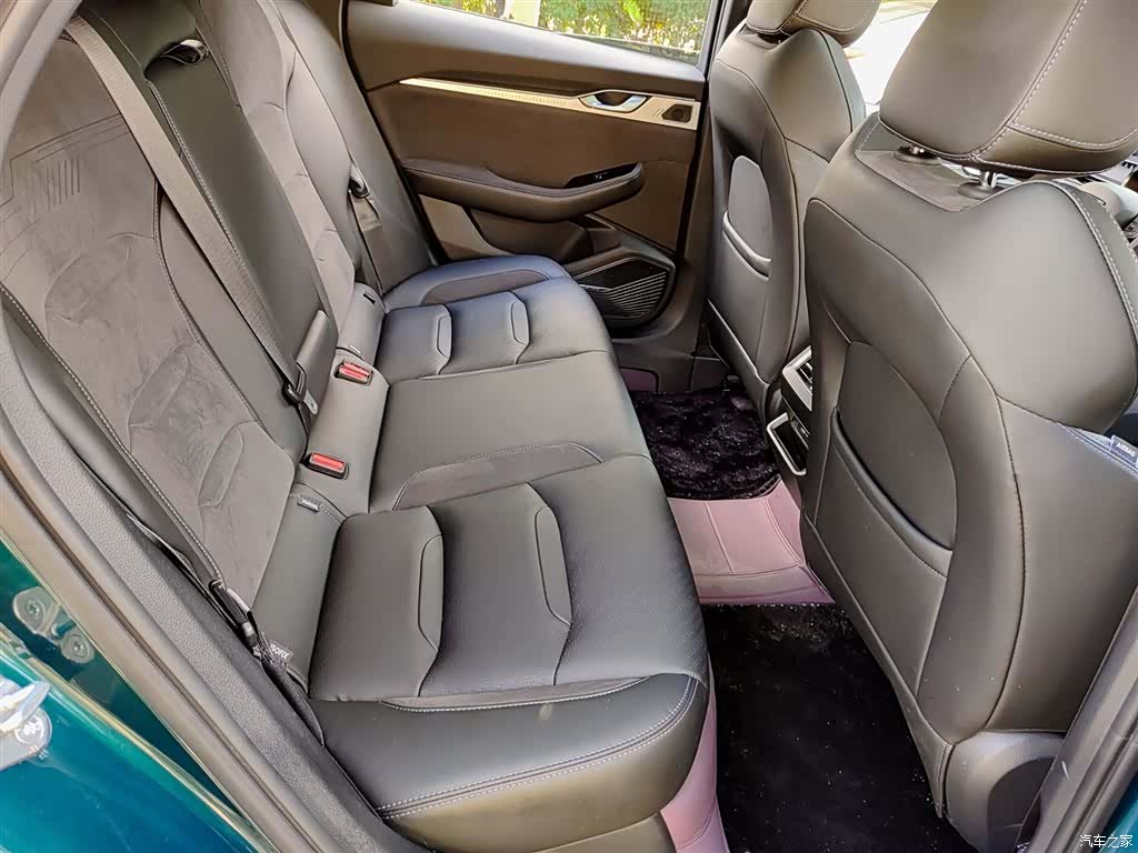 Geely Preface, 2024 11