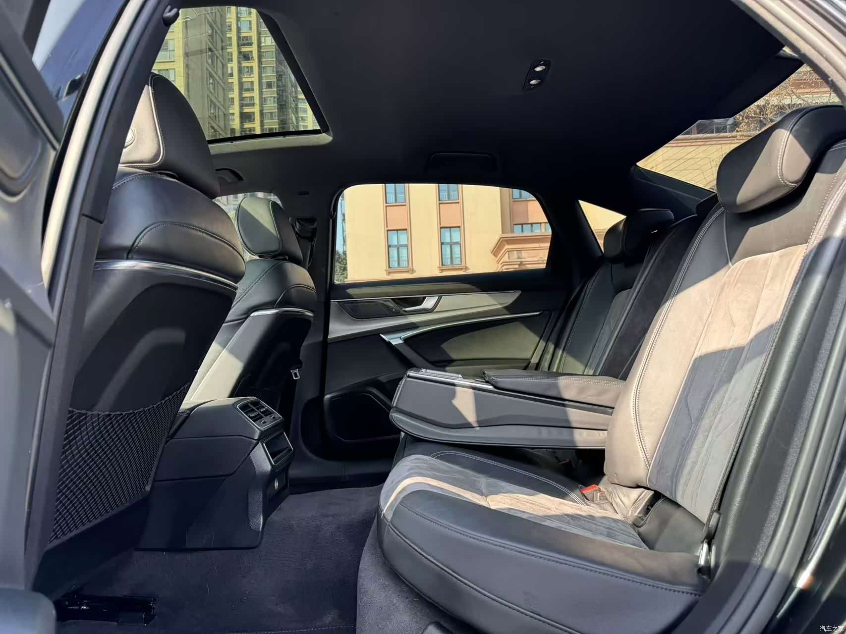 Audi A6L, 2022 11