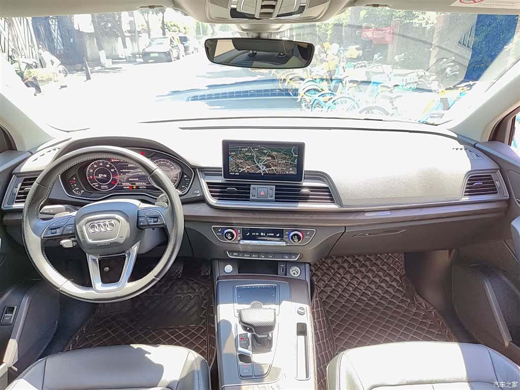 Audi Q5L, 2021 10
