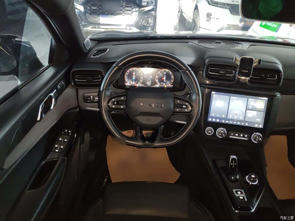 Lynk & Co 02, 2022 11