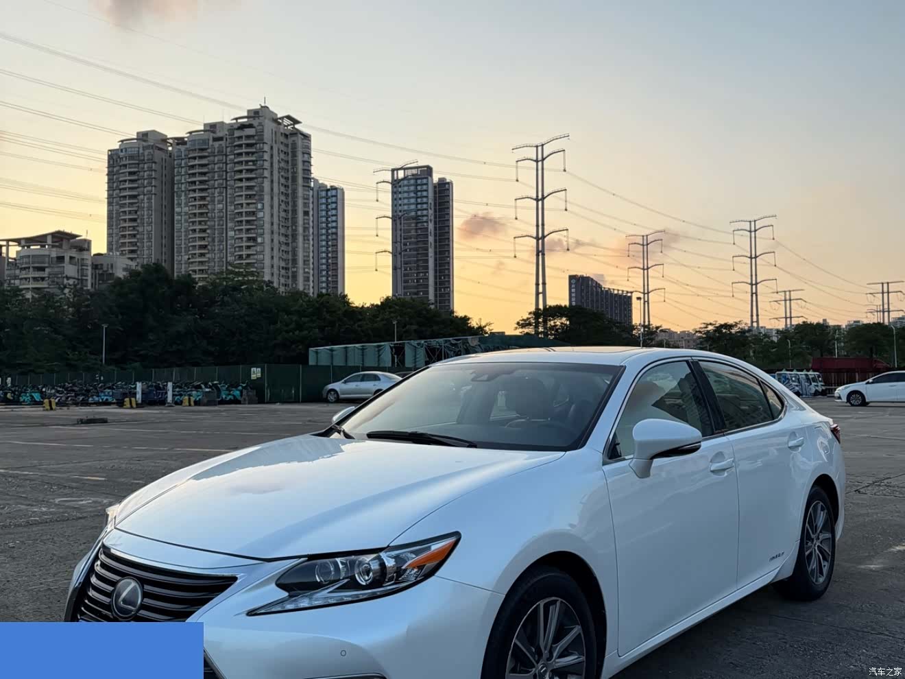 Lexus ES, 2016 1