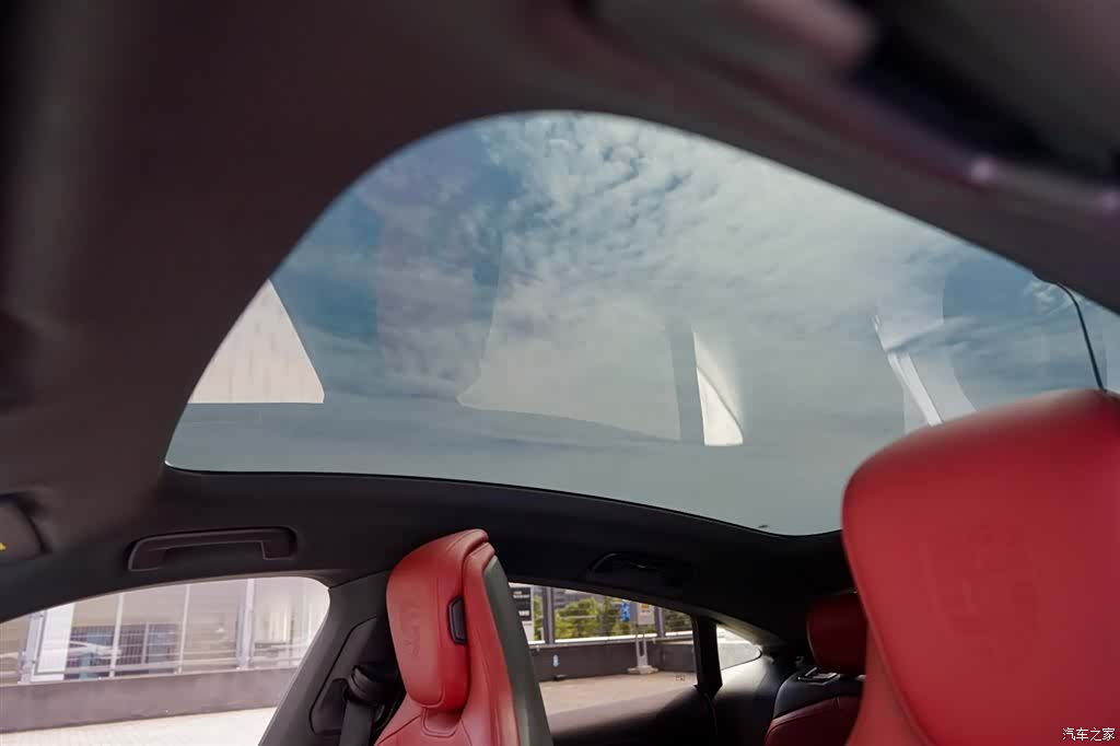 Porsche Taycan, 2022 14