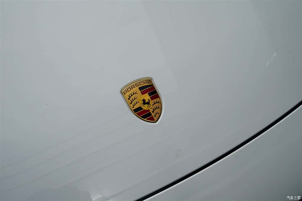 Porsche Taycan, 2022 22