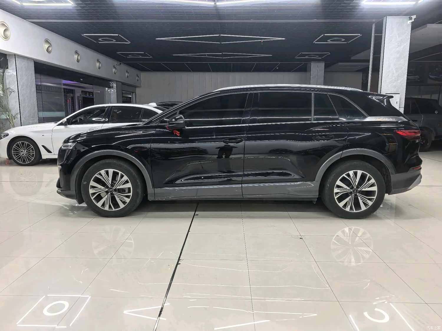 Audi Q5 e-tron, 2025 6