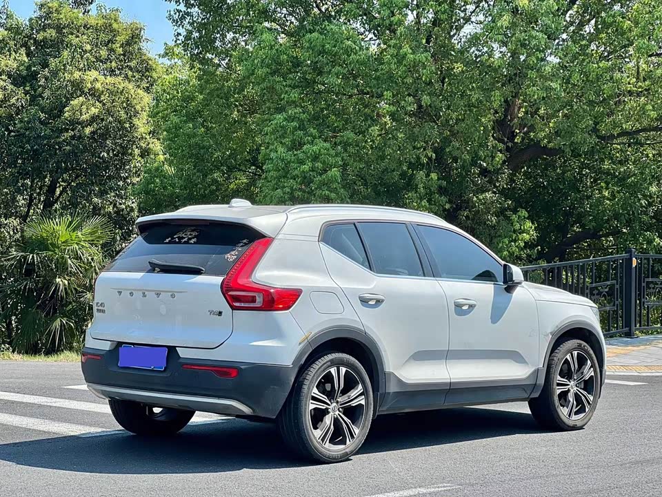 Volvo XC40