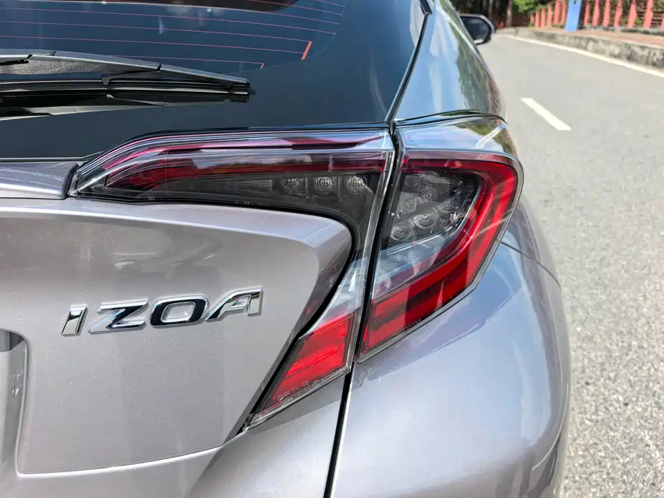 Toyota IZOA
