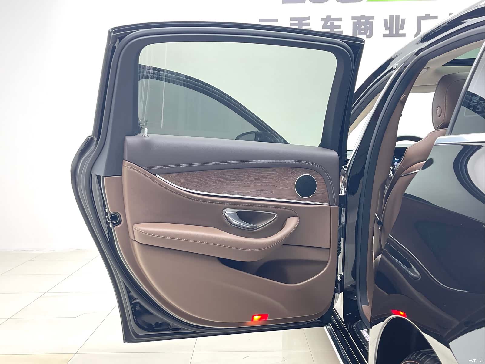Mercedes-Benz E-Class, 2023 все фото
