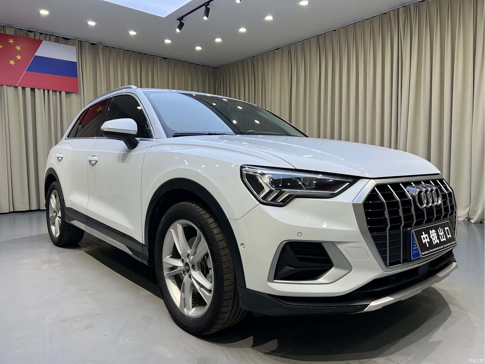 Audi Q3, 2022 3