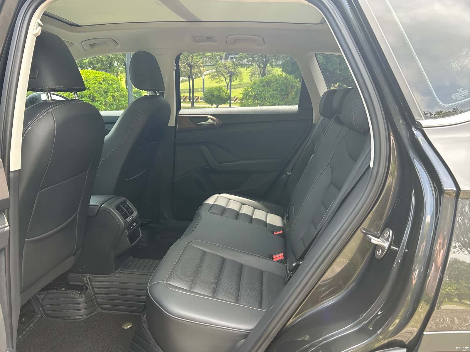 Volkswagen Tharu, 2021 12