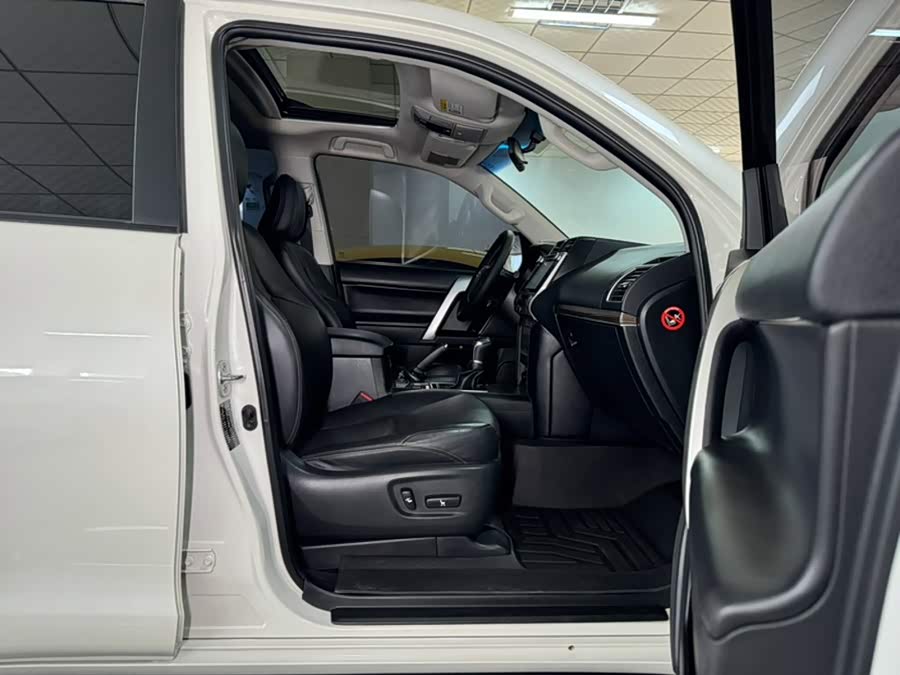 Toyota Prado 2020, фото 5
