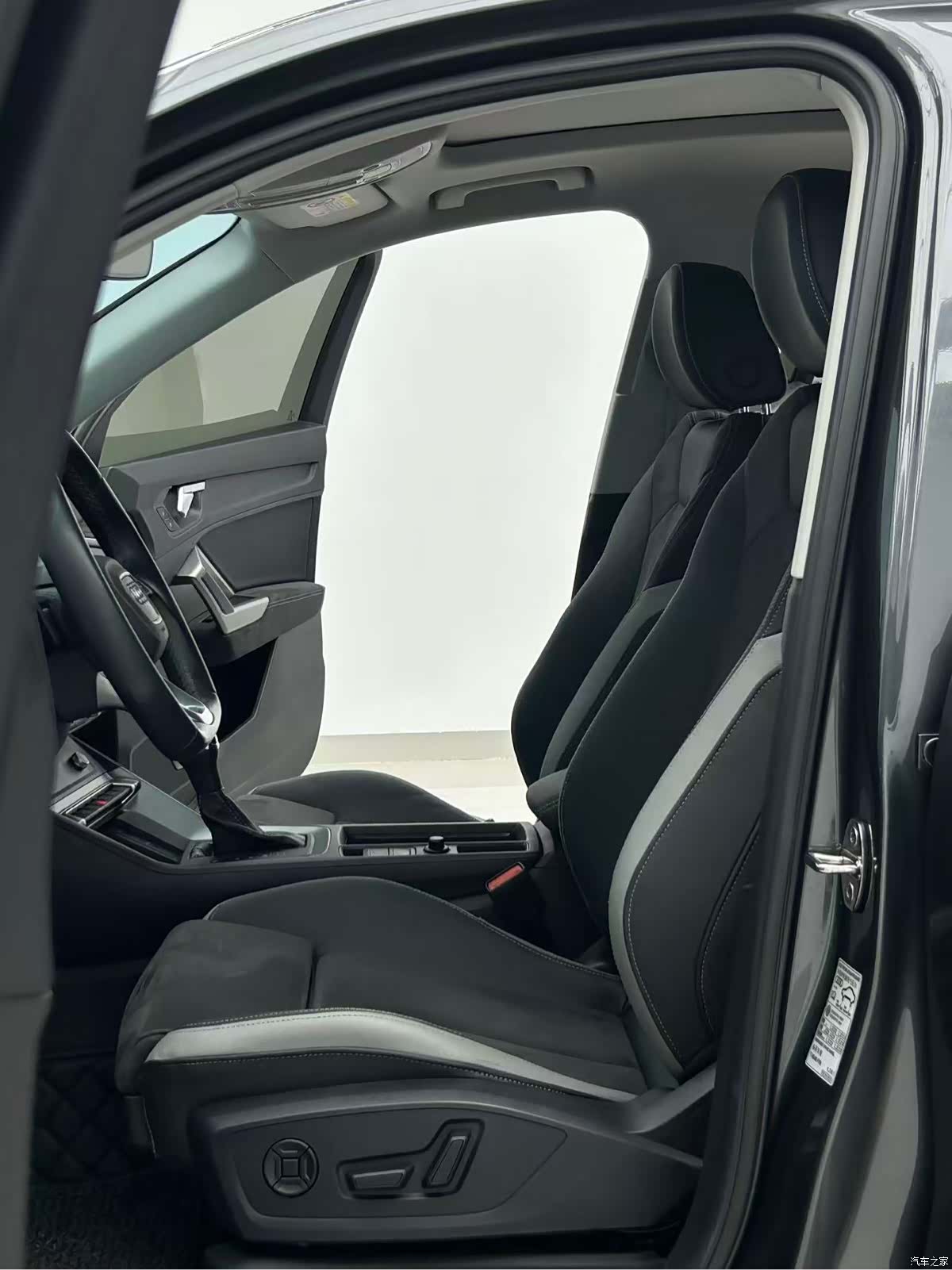 Audi Q3, 2022 7