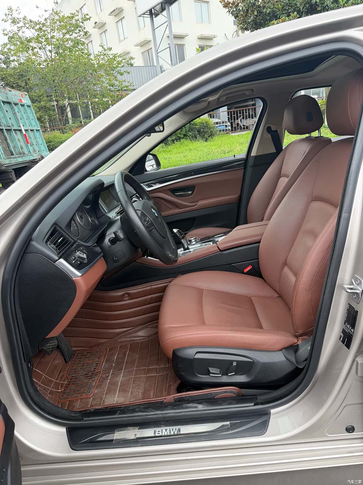BMW 5 Series, 2016 11