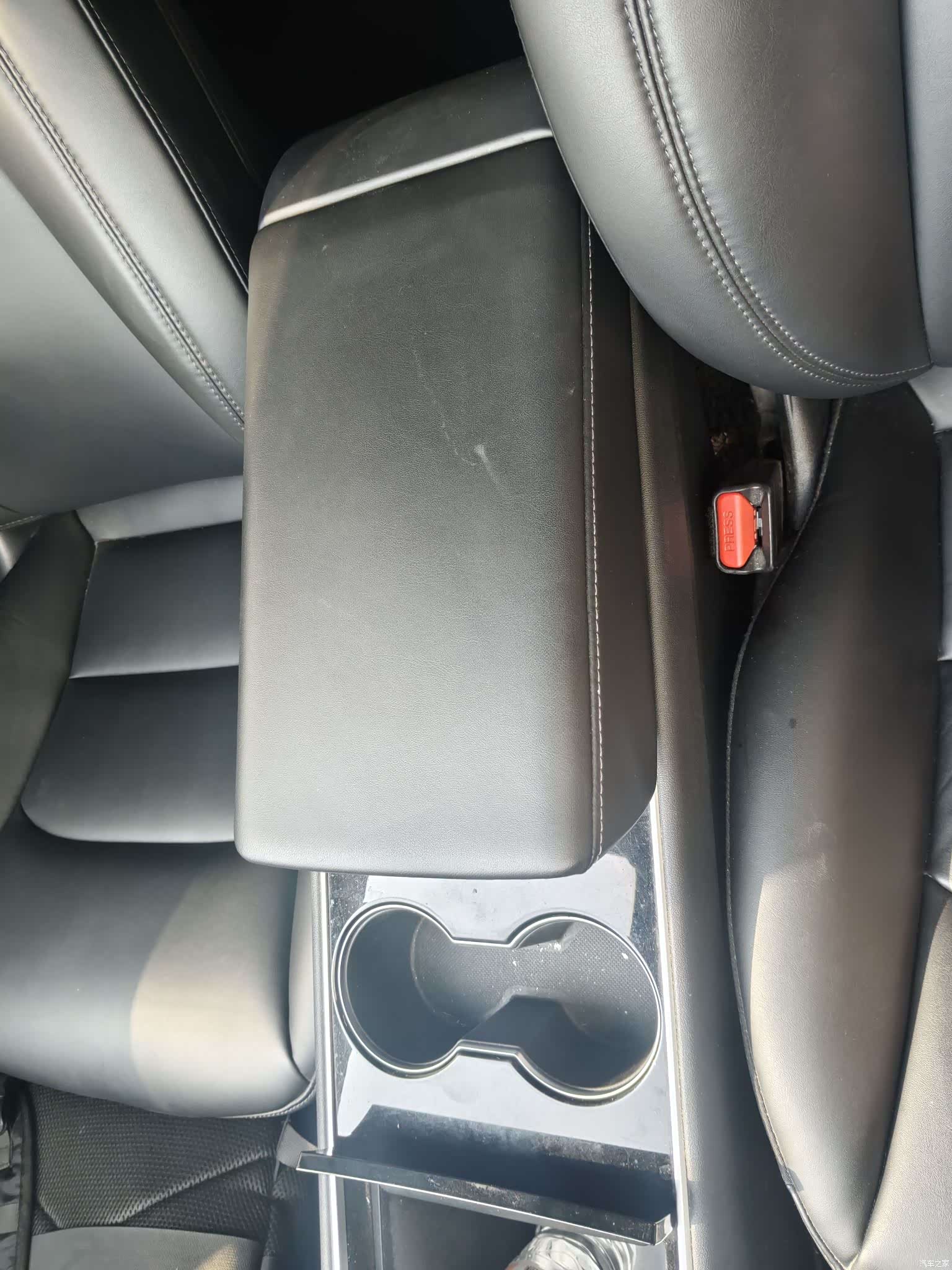 Tesla Model 3, 2020 8