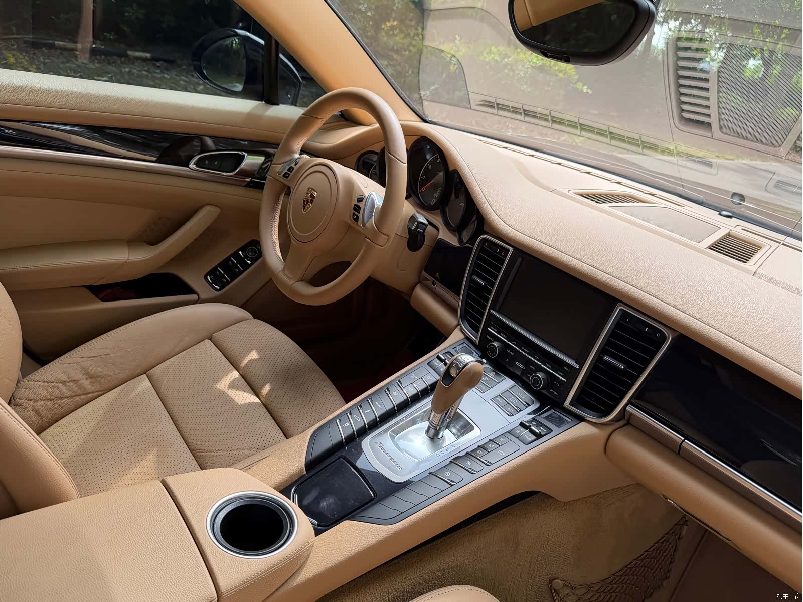 Porsche Panamera, 2015 9