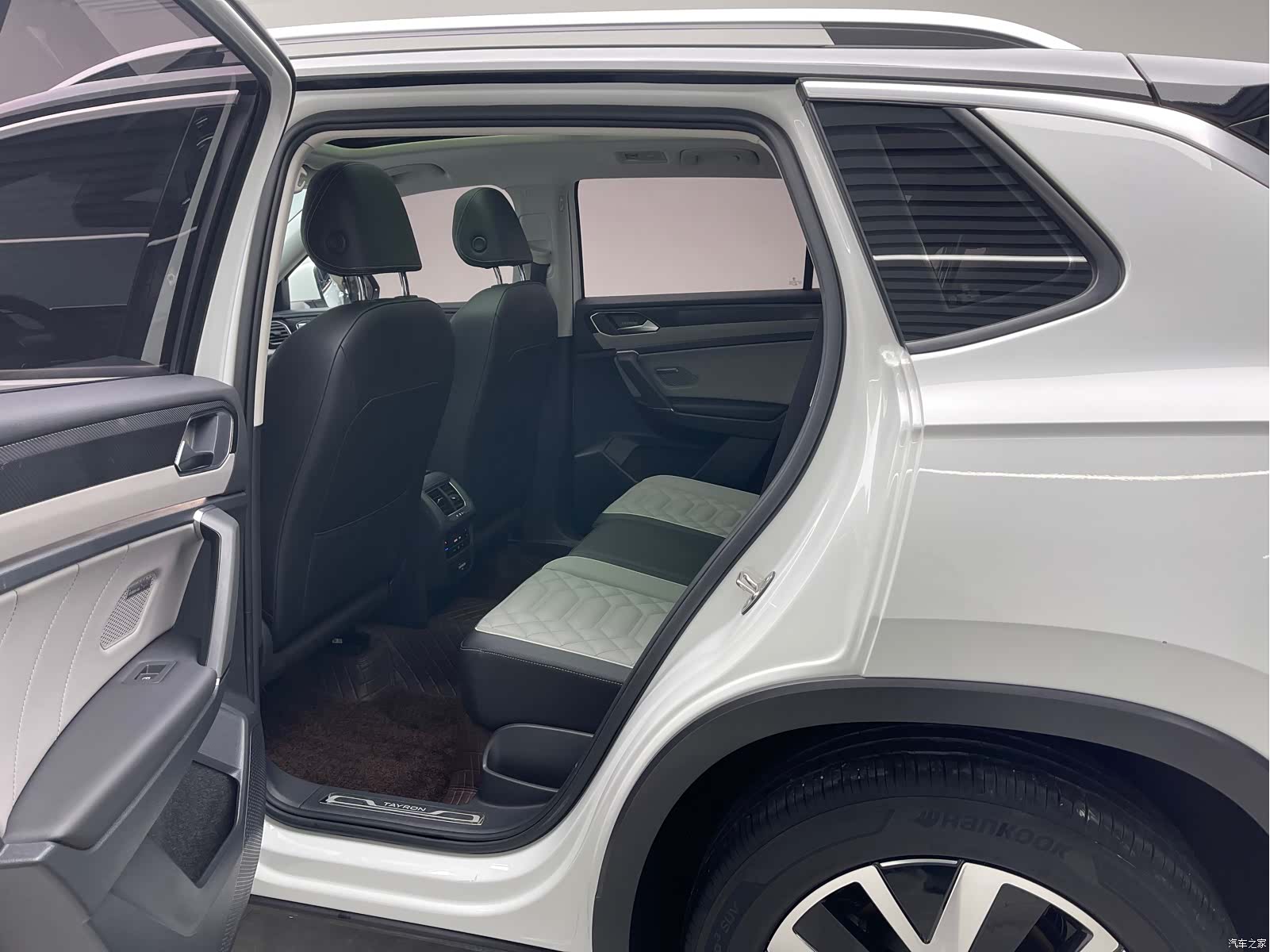 Volkswagen Tayron, 2023 17