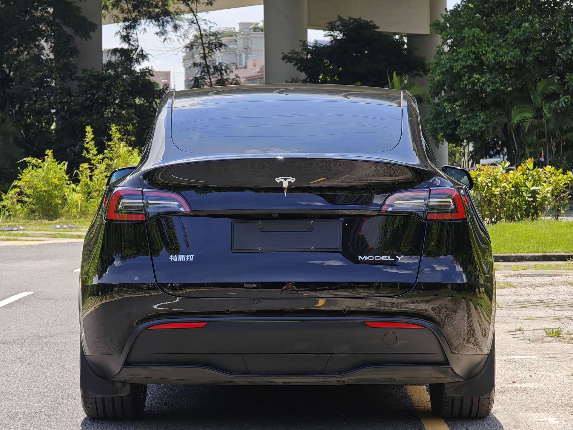 Tesla Model Y, 2023 6
