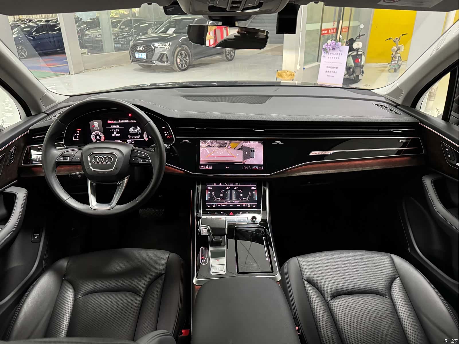 Audi Q7, 2024 все фото
