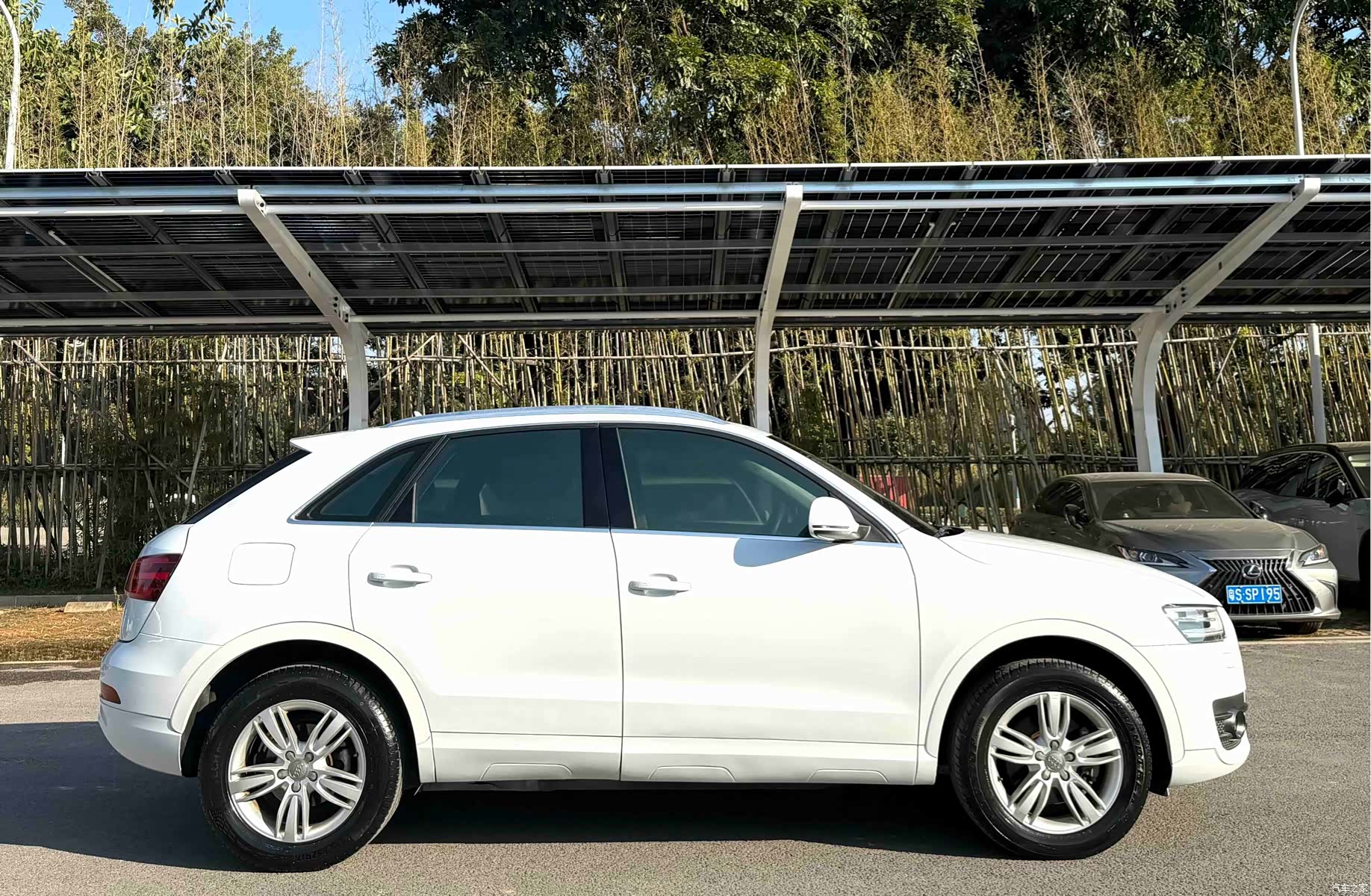 Audi Q3, 2013 4