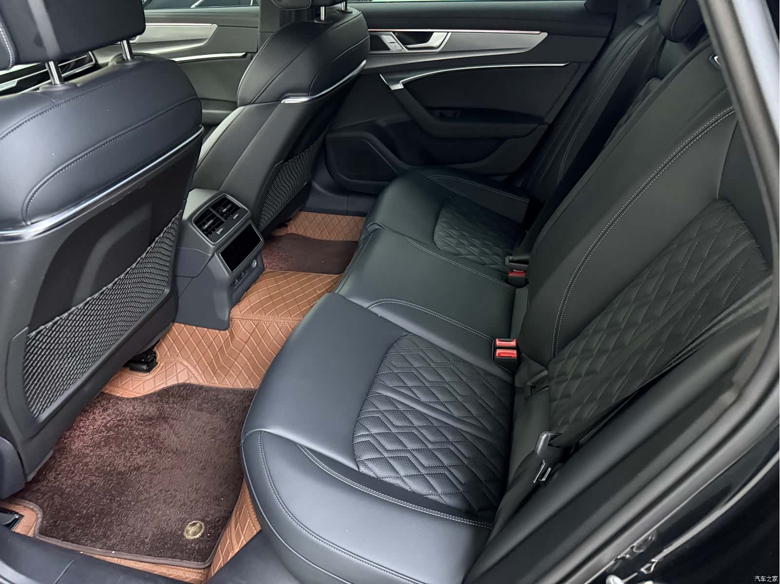Audi A6L, 2025 7