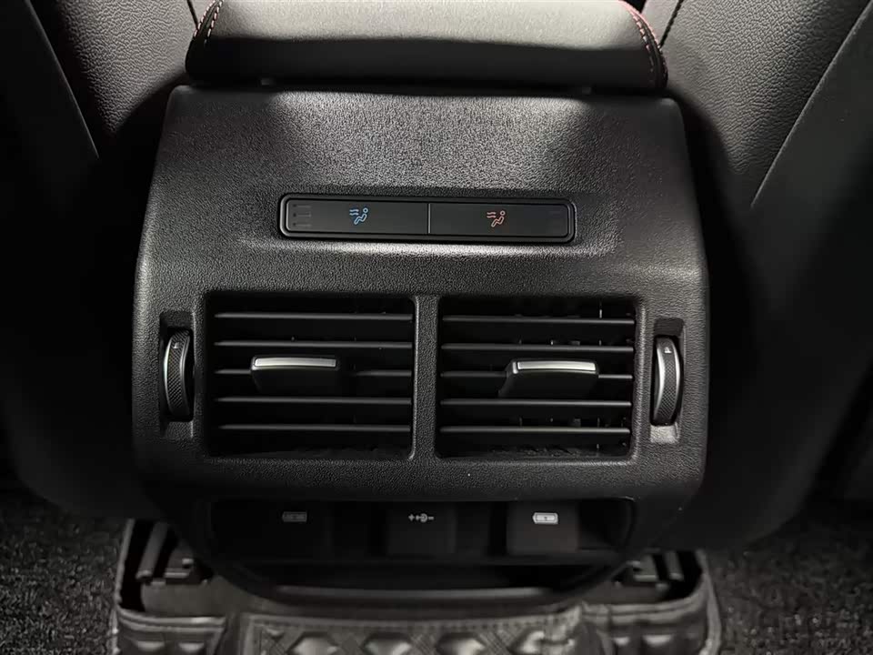 Land Rover Discover sports