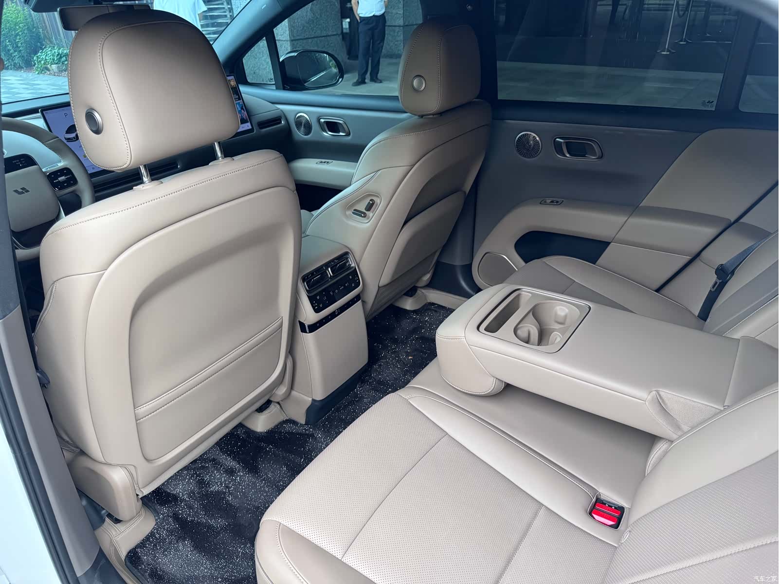 Li Auto i6, 2026 8