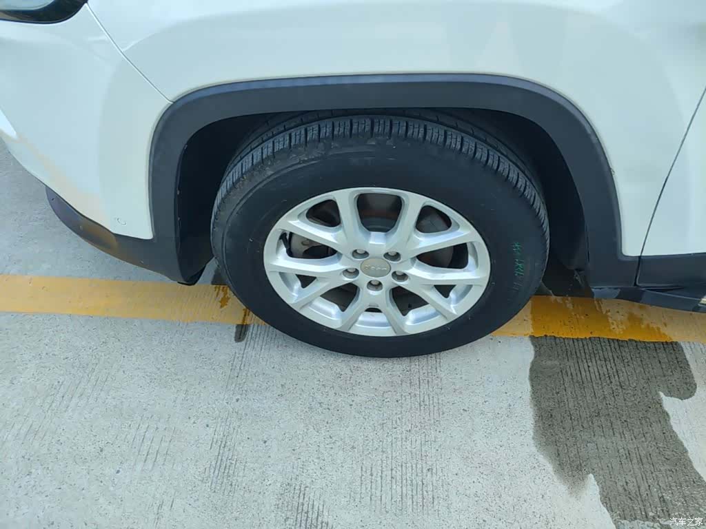 Jeep Cherokee, 2017 23