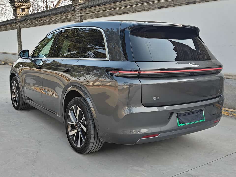 Li Auto Ideal L8