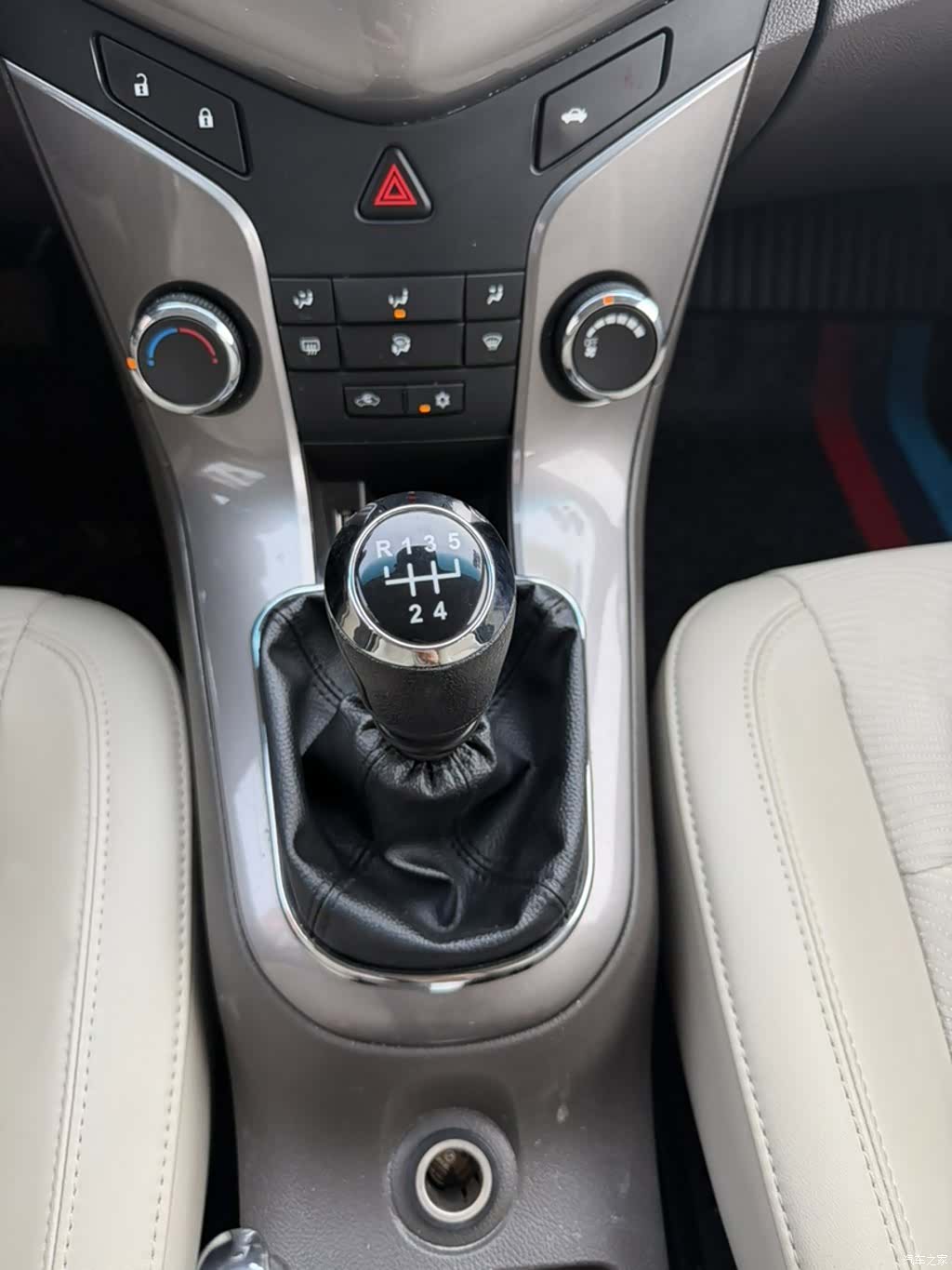 Chevrolet SE, 2017 20