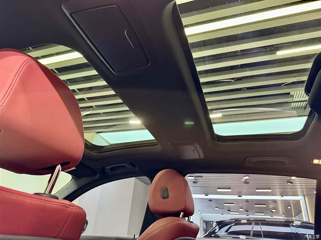 BMW 5 Series, 2023 27