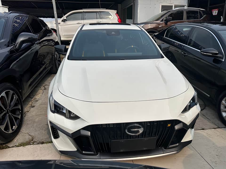 Trumpchi Shadow Leopard