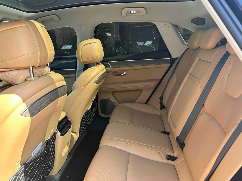 AITO Ask the world M5