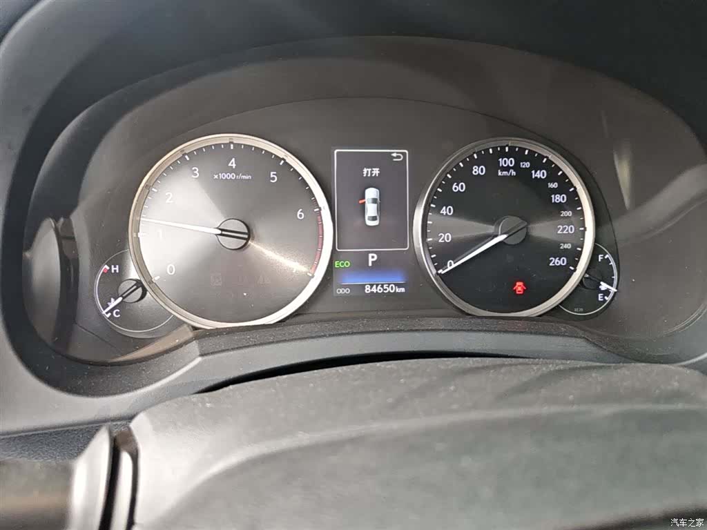 Lexus IS, 2019 12