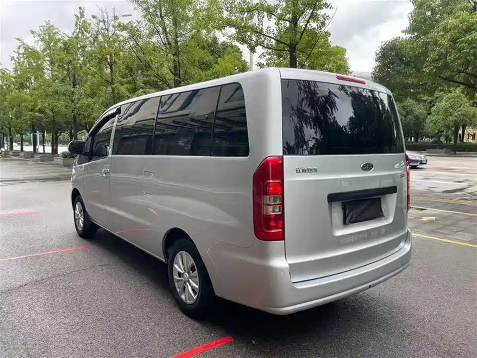 JAC Refine Ruifeng M3