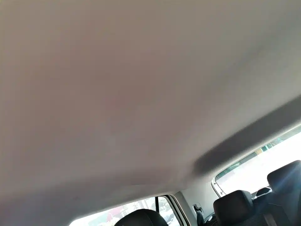 Volkswagen Exploring the shadow