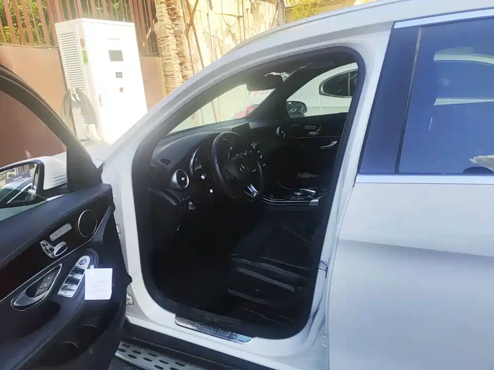 Mercedes-Benz GLC Mercedes-Benz GLC