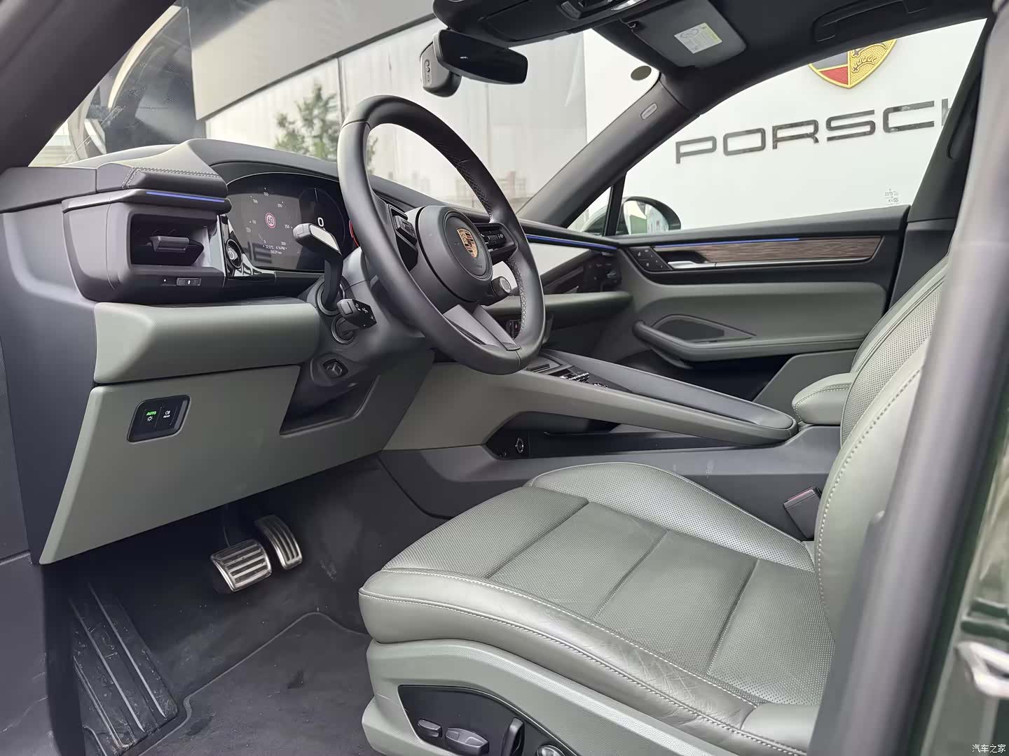 Porsche Macan, 2025 15