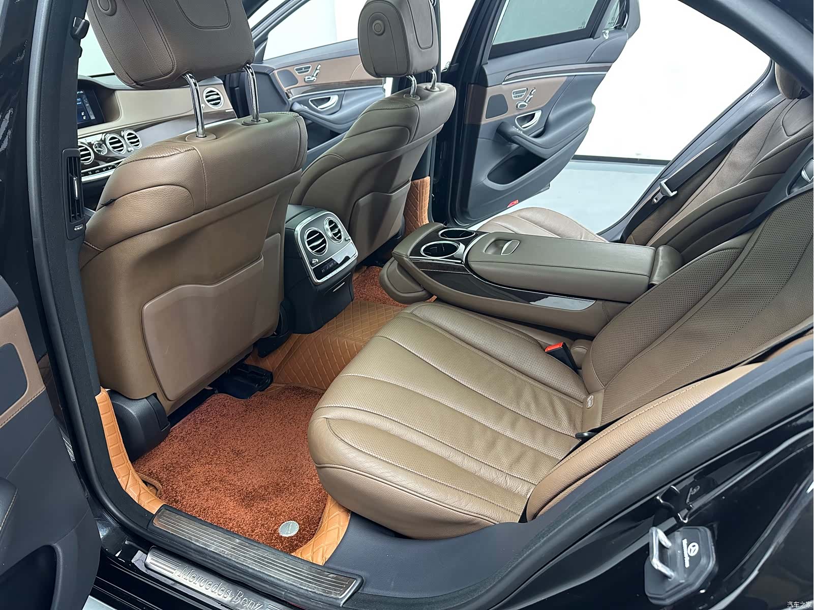 Mercedes-Benz S-Class, 2020 6
