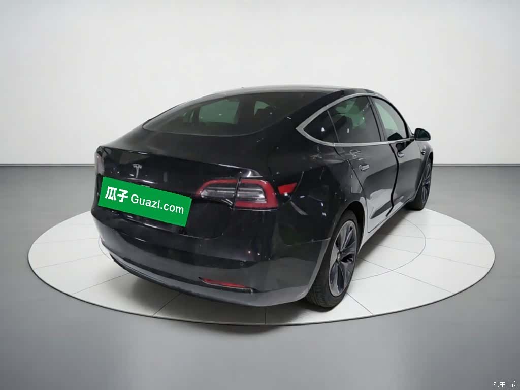 Tesla Model 3, 2020 4
