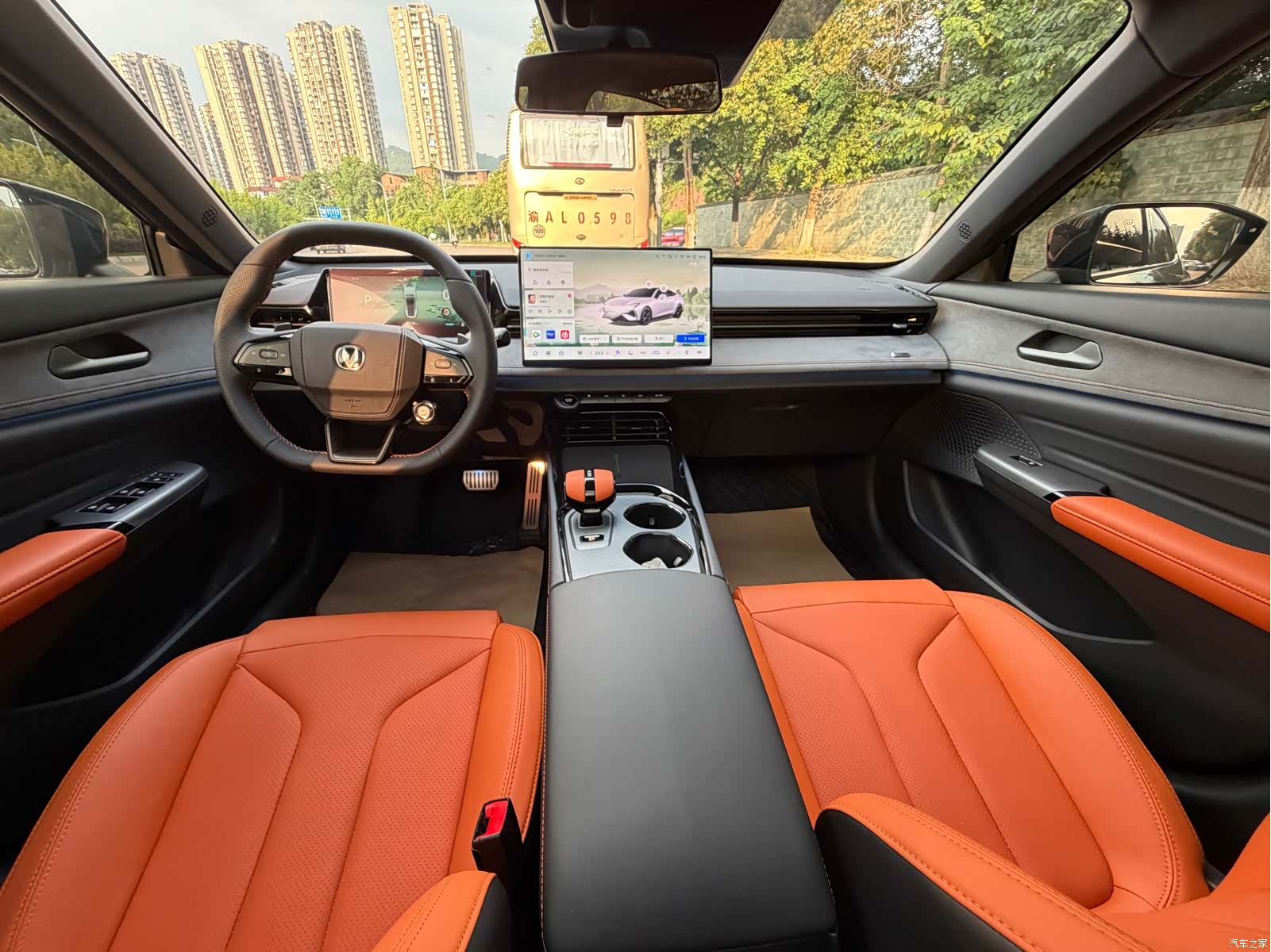 Changan UNI-V, 2025 8