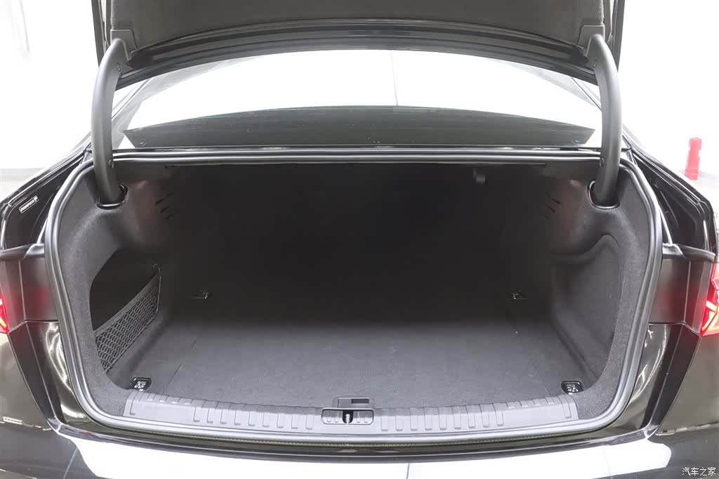 Audi A6L, 2023 29