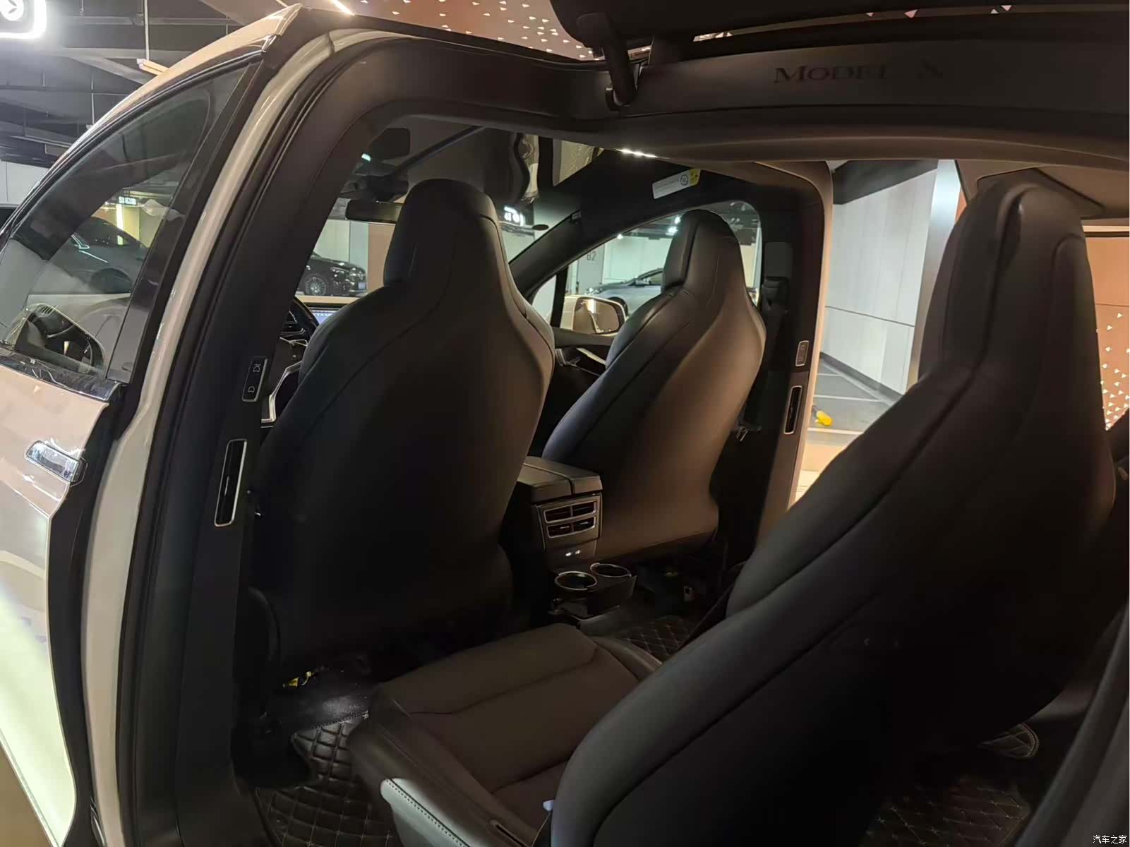 Tesla Model X, 2017 11