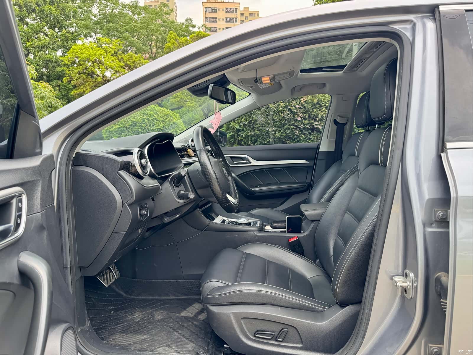 MG 6, 2018 11