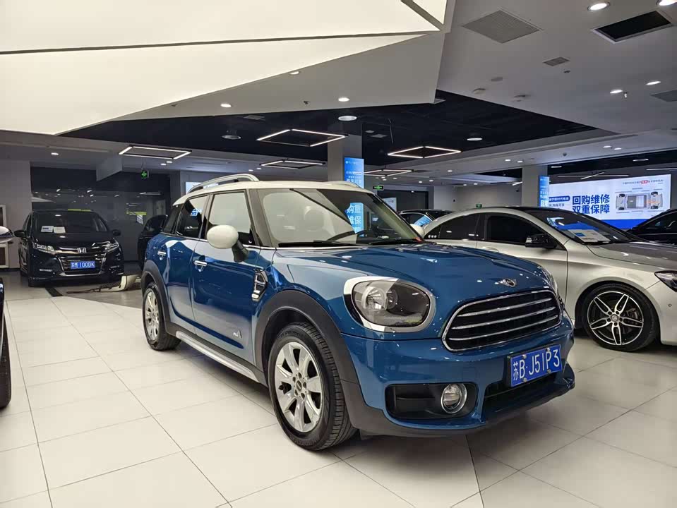 MINI COUNTRYMAN