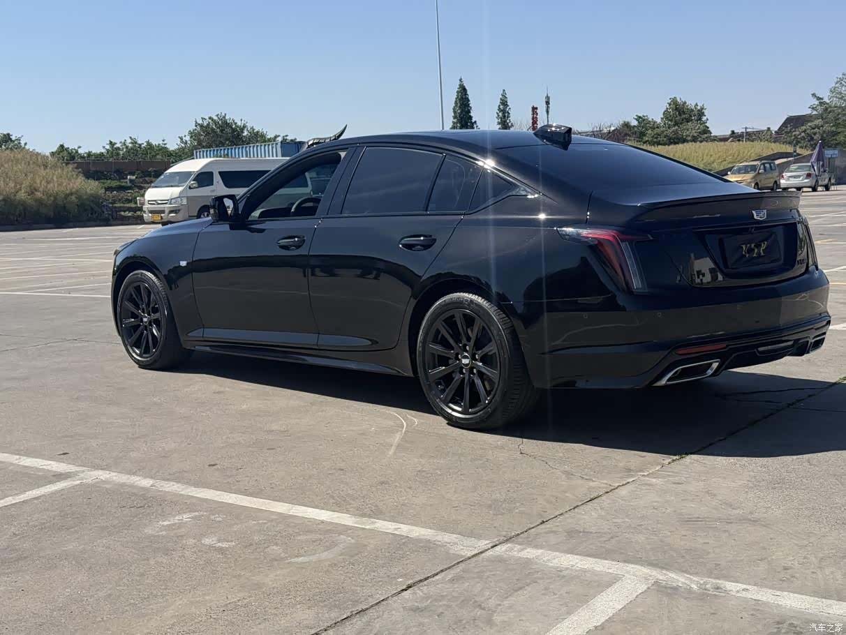 Cadillac CT5, 2025 17