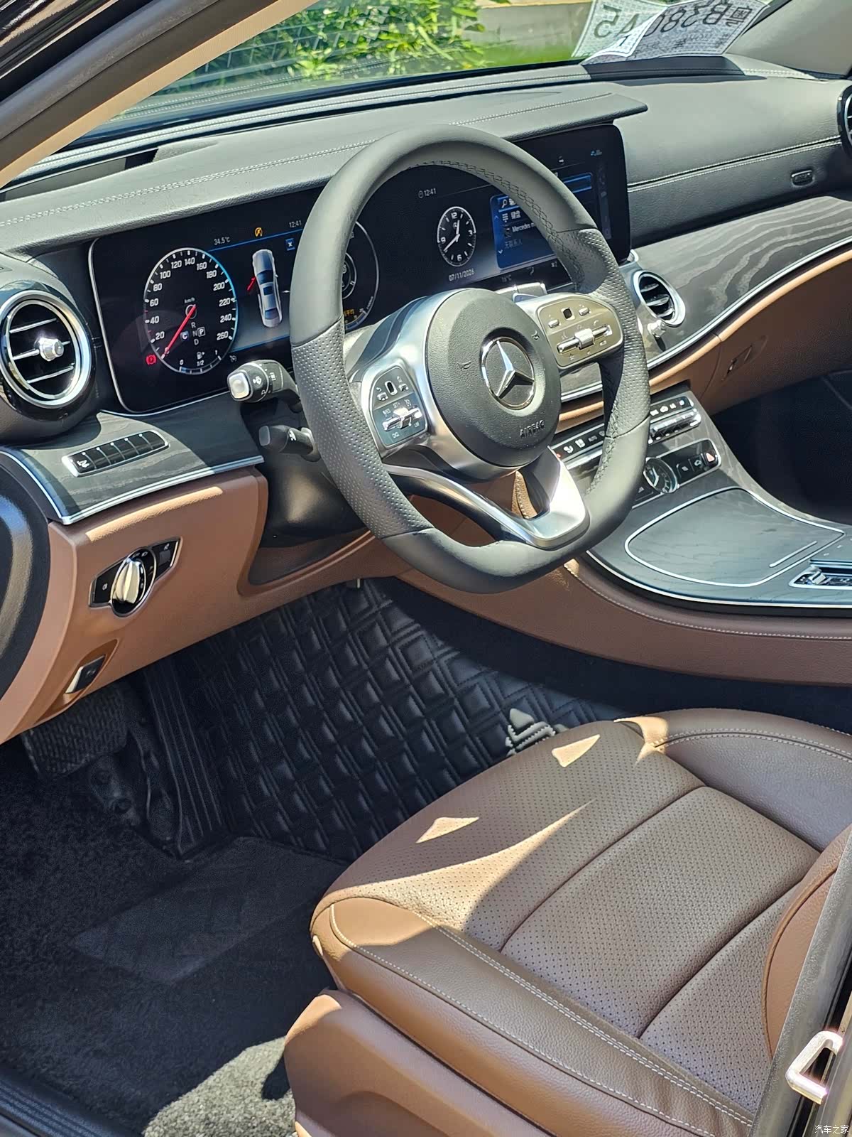 Mercedes-Benz E-Class, 2020 все фото